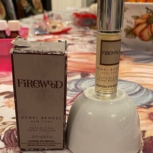 Henri Bendel vaporizing home perfume in Firewood